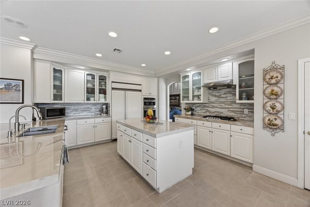 1821 Corta Bella Drive, Las Vegas, NV 89134