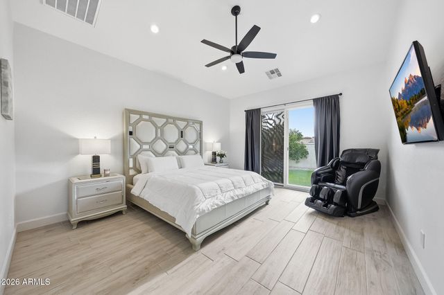 855 E MEAD Drive, Chandler, AZ 85249