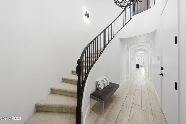 855 E MEAD Drive, Chandler, AZ 85249