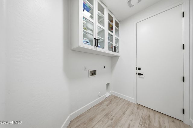 855 E MEAD Drive, Chandler, AZ 85249