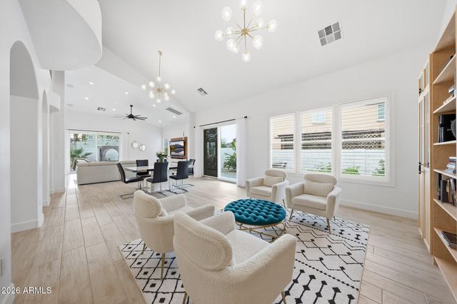 855 E MEAD Drive, Chandler, AZ 85249