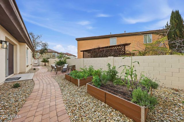 855 E MEAD Drive, Chandler, AZ 85249