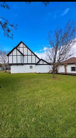 4007 West Valley Drive, Missouri City, TX 77459