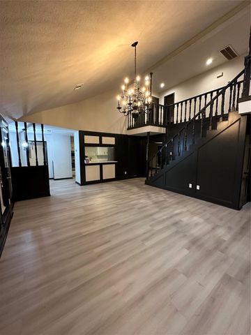 4007 West Valley Drive, Missouri City, TX 77459