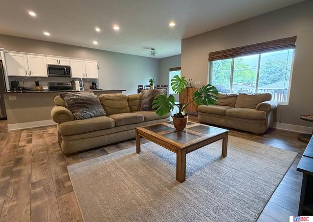312 S 55th Street, Lincoln, NE 68510