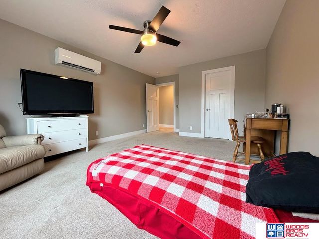 312 S 55th Street, Lincoln, NE 68510