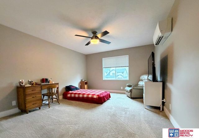 312 S 55th Street, Lincoln, NE 68510