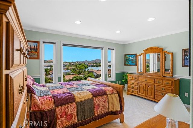 22175 Crusader, Canyon Lake, CA 92587