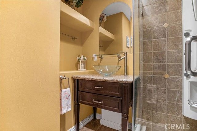 22175 Crusader, Canyon Lake, CA 92587