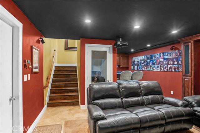 22175 Crusader, Canyon Lake, CA 92587