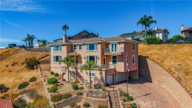 22175 Crusader, Canyon Lake, CA 92587