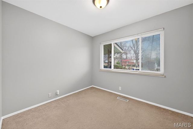 13545 New Halls Ferry Road, Florissant, MO 63033