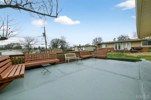 13545 New Halls Ferry Road, Florissant, MO 63033