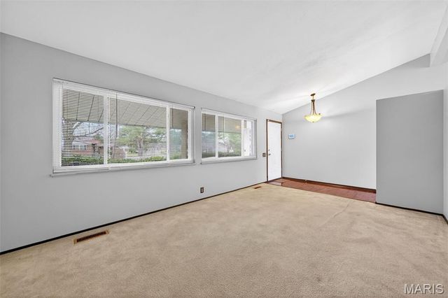 13545 New Halls Ferry Road, Florissant, MO 63033