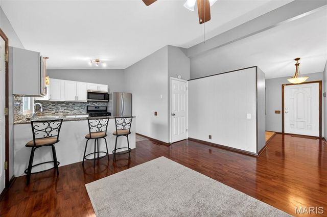 13545 New Halls Ferry Road, Florissant, MO 63033