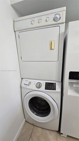 2605 W 67th Pl 23-10, Hialeah, FL 33016