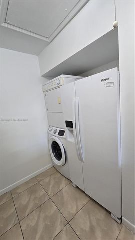 2605 W 67th Pl 23-10, Hialeah, FL 33016