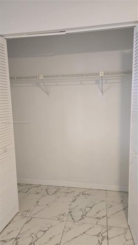 2605 W 67th Pl 23-10, Hialeah, FL 33016