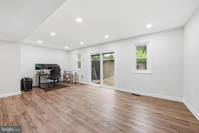 5862 KARA PL, Burke, VA 22015