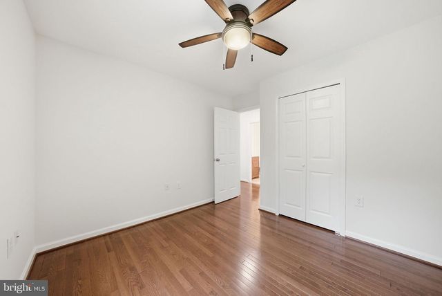 5862 KARA PL, Burke, VA 22015