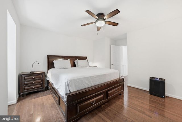 5862 KARA PL, Burke, VA 22015