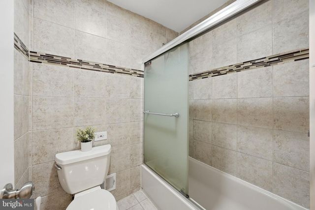 5862 KARA PL, Burke, VA 22015