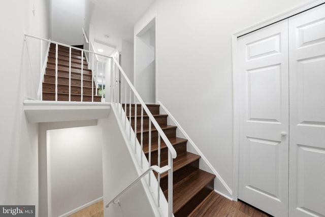 5862 KARA PL, Burke, VA 22015