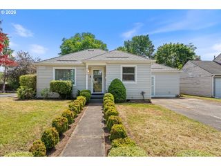 9142 Se WASHINGTON St, Portland, OR 97216