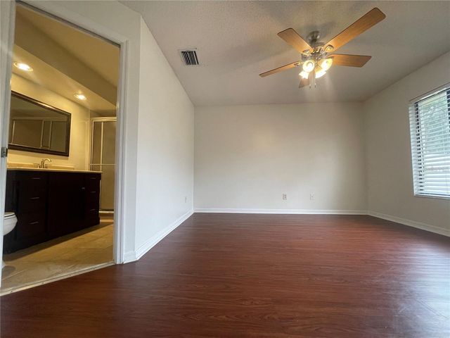 18302 AINTREE COURT, Tampa, FL 33647
