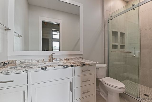 180 GRAYS FERRY Road, Titus, AL 36080