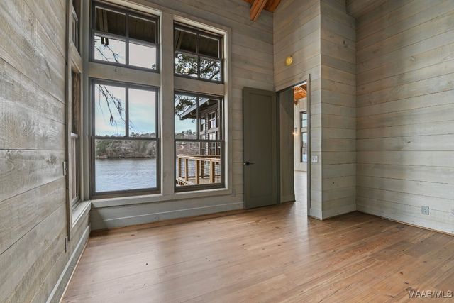 180 GRAYS FERRY Road, Titus, AL 36080