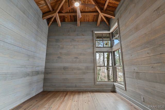 180 GRAYS FERRY Road, Titus, AL 36080