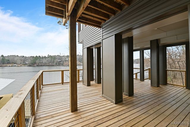 180 GRAYS FERRY Road, Titus, AL 36080