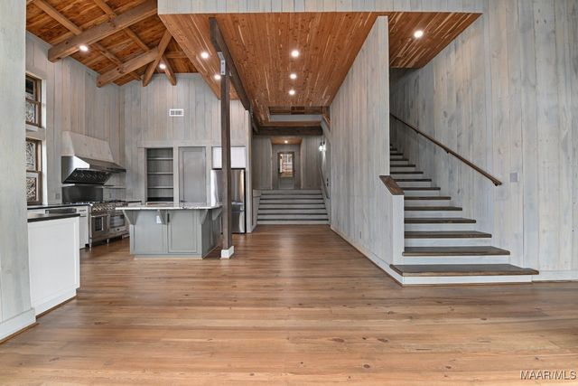 180 GRAYS FERRY Road, Titus, AL 36080