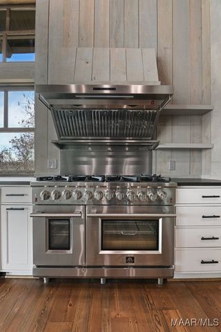 180 GRAYS FERRY Road, Titus, AL 36080