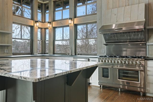 180 GRAYS FERRY Road, Titus, AL 36080