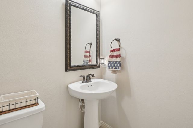 2200 Benjamin Creek Drive, Little Elm, TX 75068