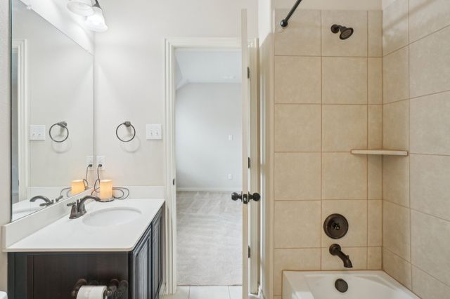 2200 Benjamin Creek Drive, Little Elm, TX 75068