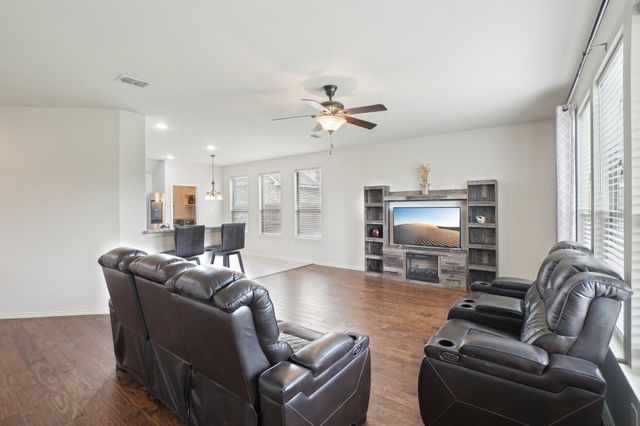 2200 Benjamin Creek Drive, Little Elm, TX 75068