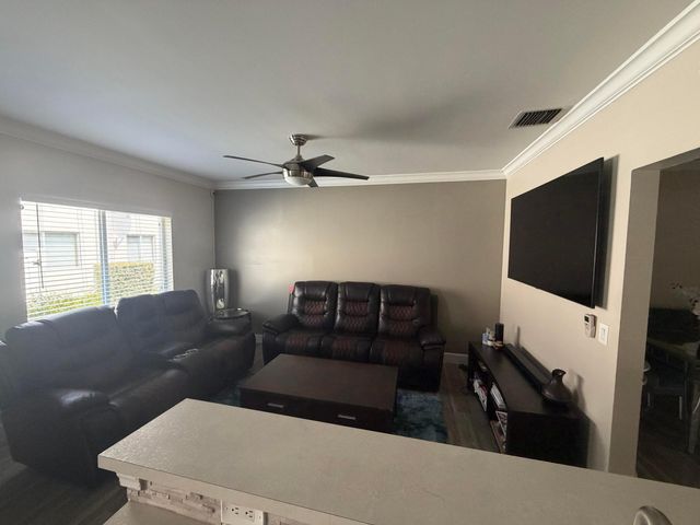 9541 Bradshaw Lane, Tamarac, FL 33321
