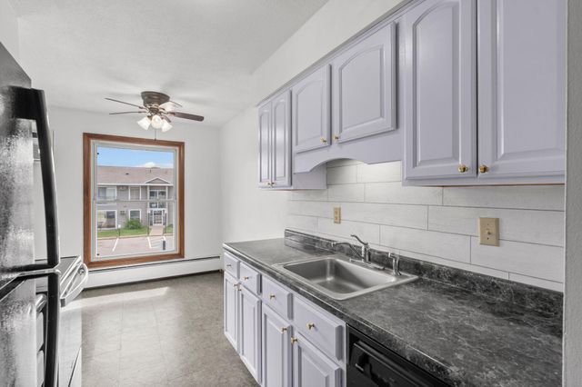 920 6th Street S 5, Hopkins, MN 55343