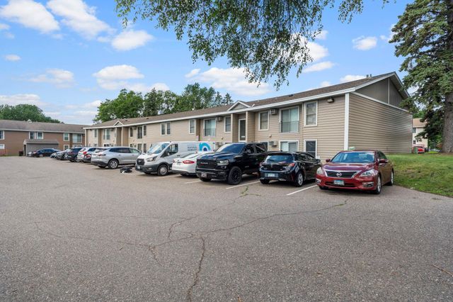 920 6th Street S 5, Hopkins, MN 55343
