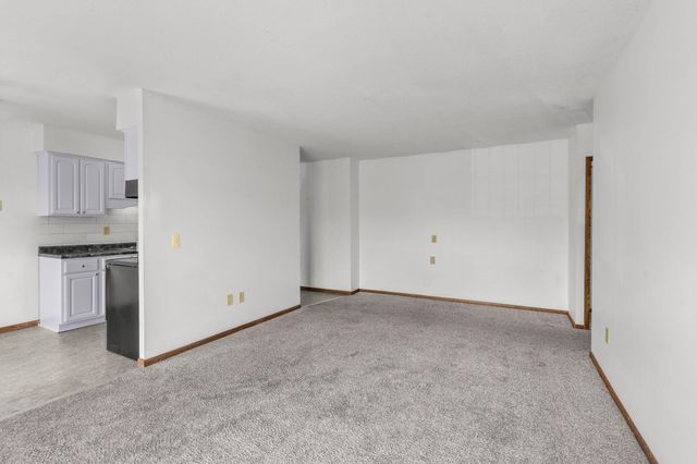 920 6th Street S 5, Hopkins, MN 55343