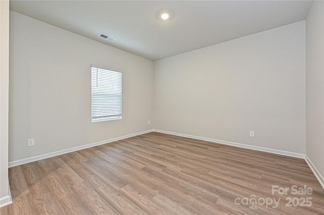 2101 Sunflower Circle, Newton, NC 28658