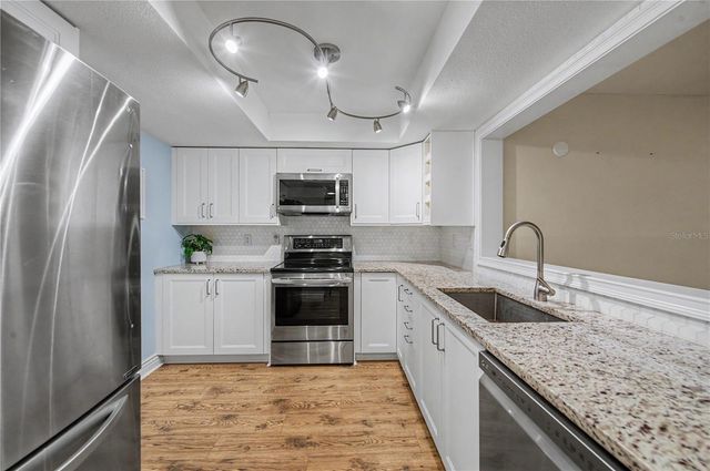 13604 S VILLAGE DRIVE 104, Tampa, FL 33618
