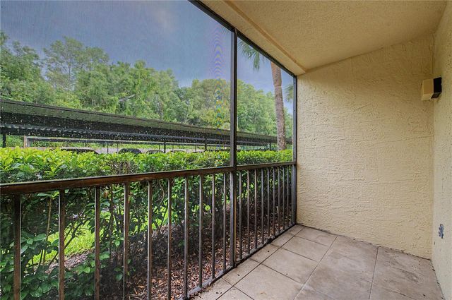 13604 S VILLAGE DRIVE 104, Tampa, FL 33618