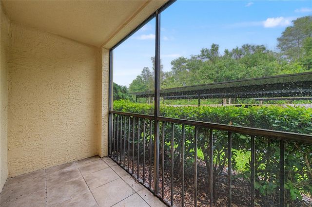 13604 S VILLAGE DRIVE 104, Tampa, FL 33618