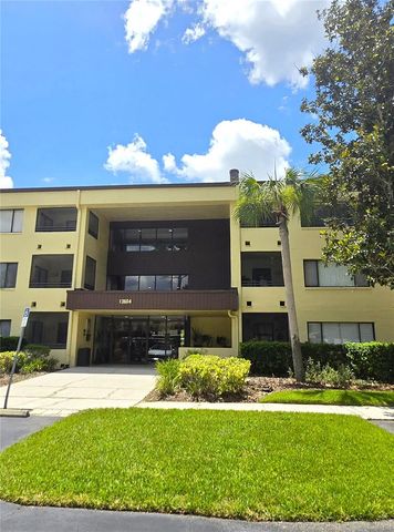 13604 S VILLAGE DRIVE 104, Tampa, FL 33618