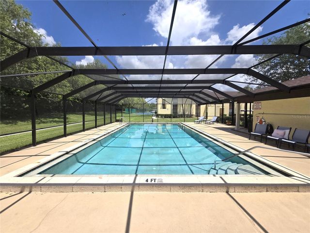 13604 S VILLAGE DRIVE 104, Tampa, FL 33618