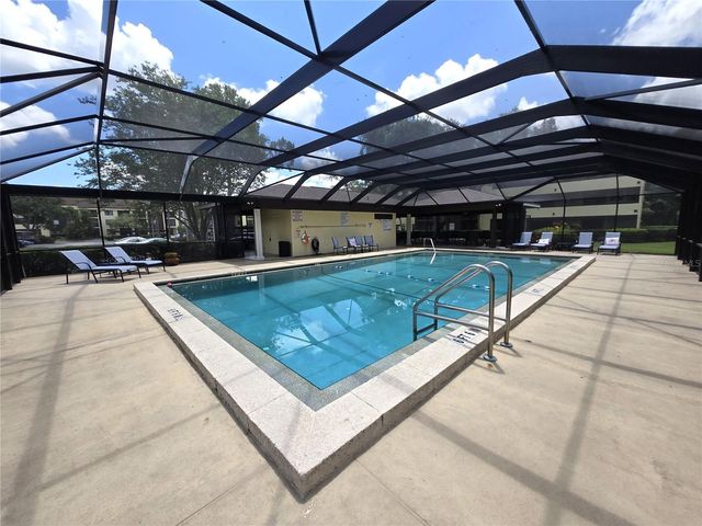 13604 S VILLAGE DRIVE 104, Tampa, FL 33618